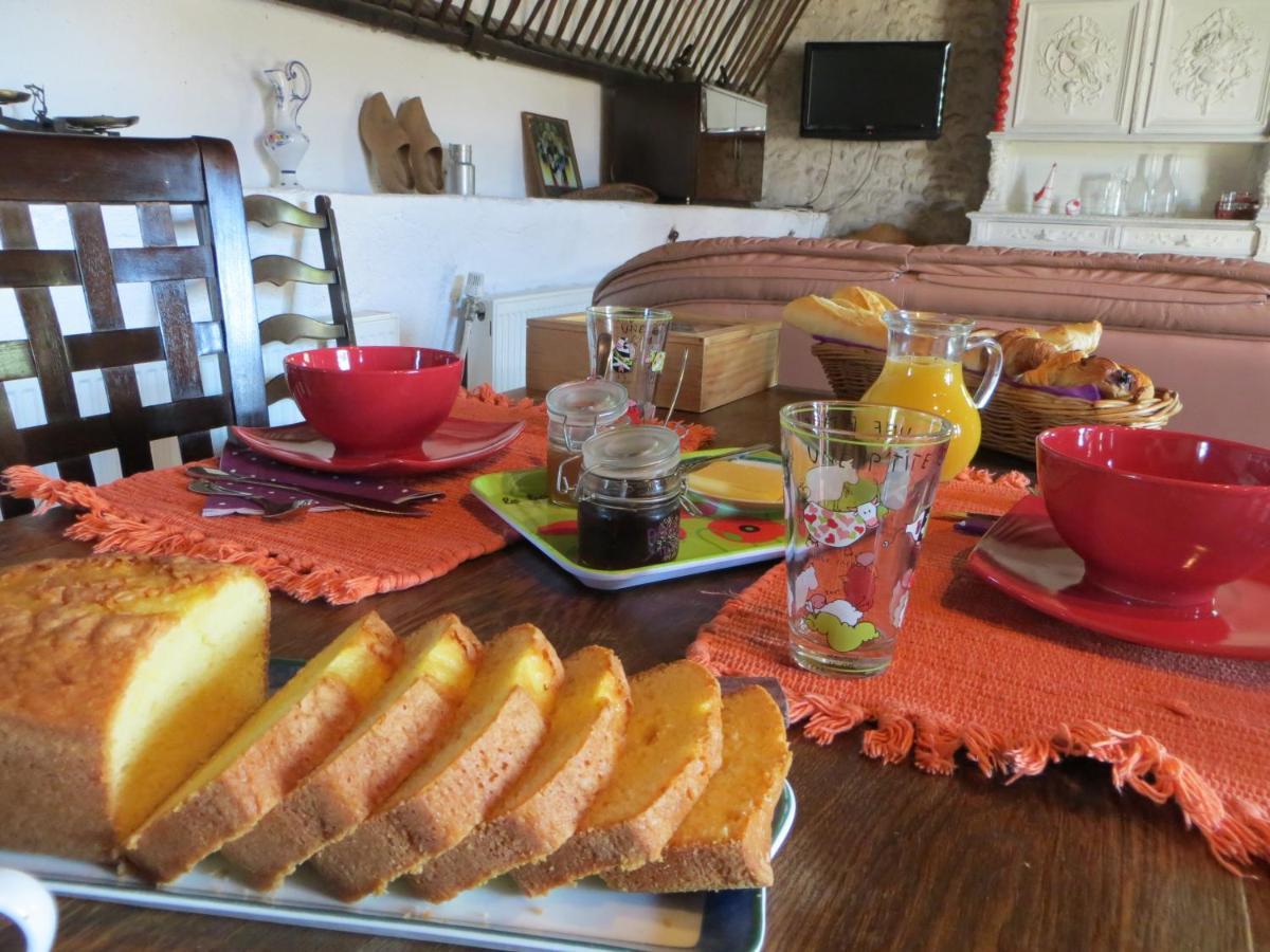 La Ferme De L'Isle Et Sa Roulotte Bed and Breakfast Avaray Eksteriør billede