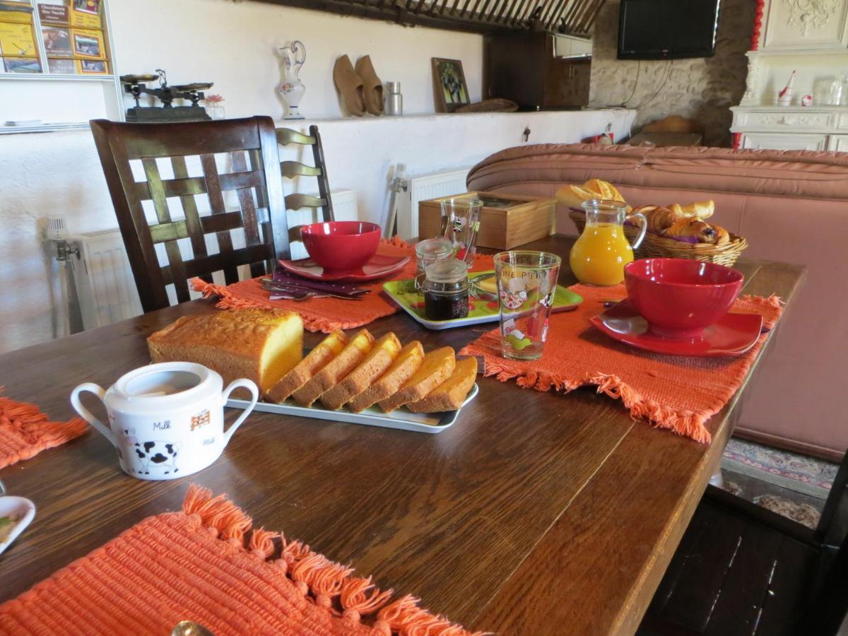 La Ferme De L'Isle Et Sa Roulotte Bed and Breakfast Avaray Eksteriør billede