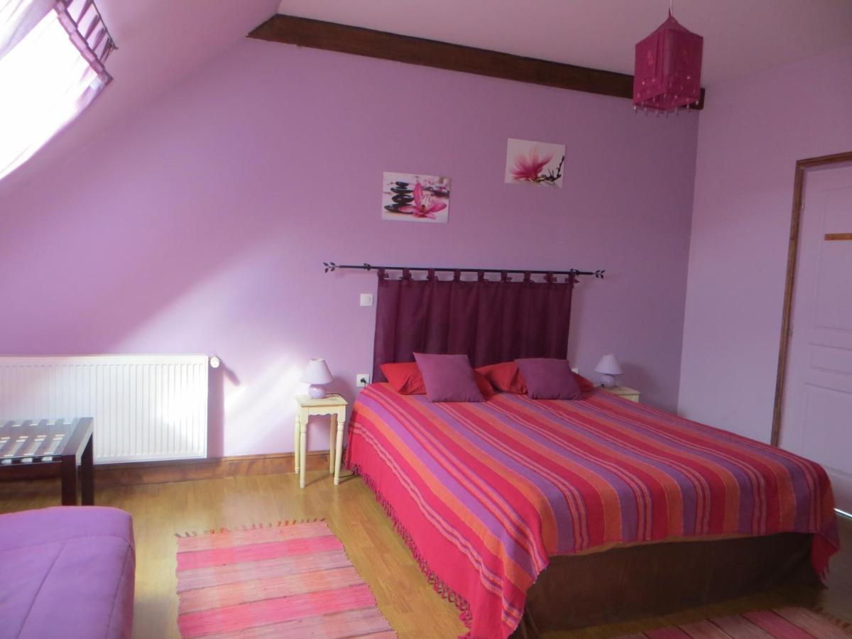 La Ferme De L'Isle Et Sa Roulotte Bed and Breakfast Avaray Eksteriør billede